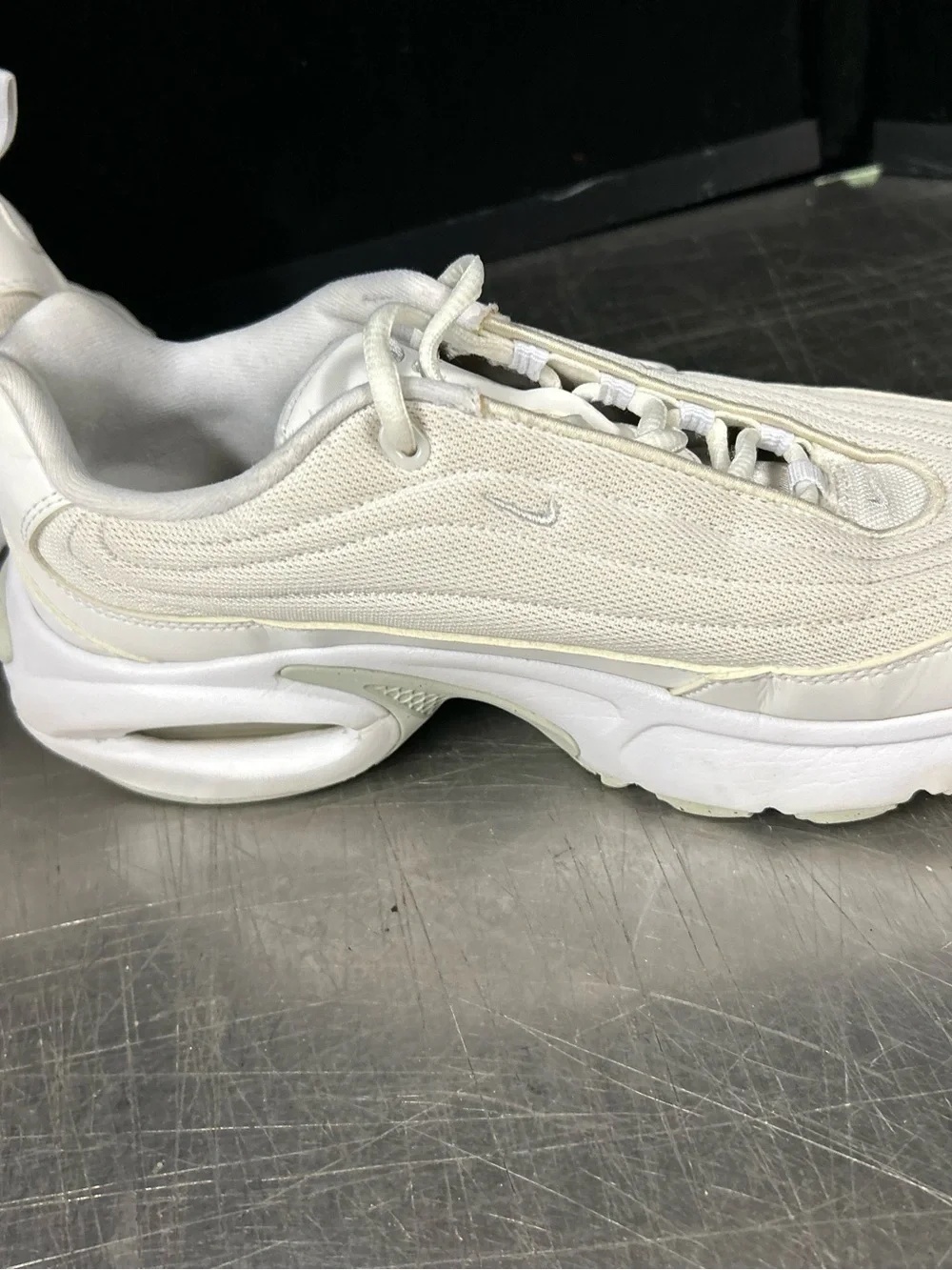 Nike Air Max Size 7.5 Women